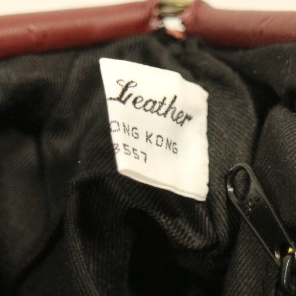 TJW by Mervyn's Genuine Leather Vintage Gold Chain Purse - Picture 7 of 13